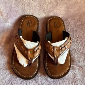 Clarks
Women's Fenner Nerice Flip-Flops size 6M